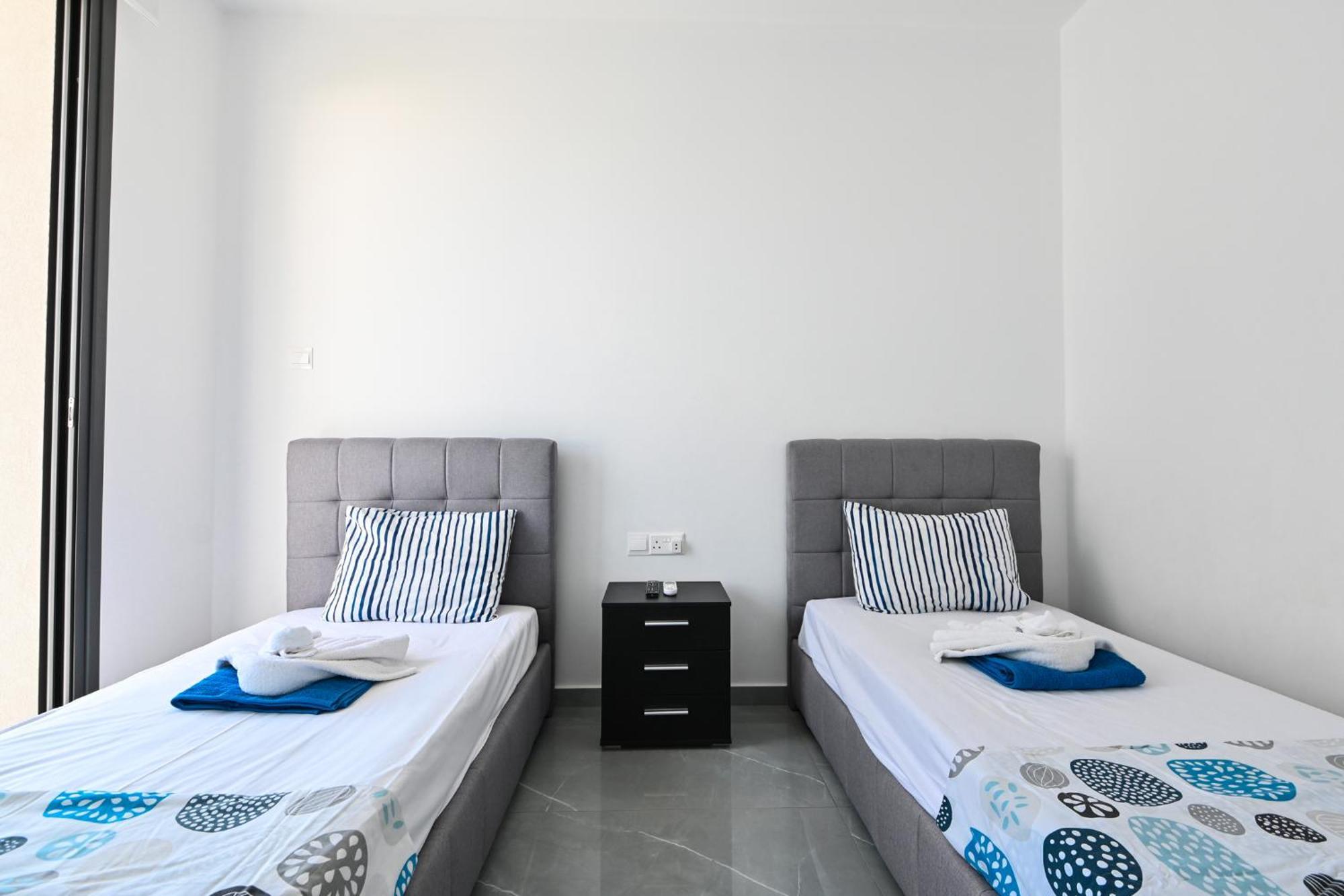 By The Beach Villa 12 Protaras Exterior photo